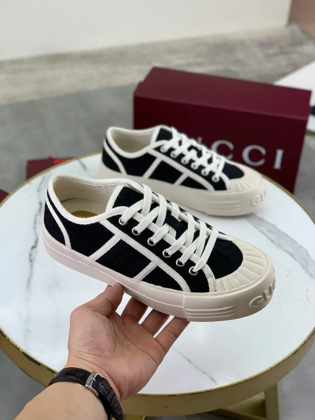 Men's shoes 💰P480 New Gucci thick-soled cloth shoes for women, high-quality version with logo patterned cloth surface, 5mm thick sole, ultra-light shoes, versatile and comfortable.  Fabric: Versatile floral fabric Lining: Versatile canvas Feet: Towel fabric Code number: 35-41 (41 customized) Packaging: Original packaging